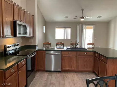 6420 Emerson St, Pahrump, NV 89048