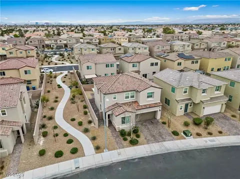 2205 Stone Well Rd, North Las Vegas, NV 89031