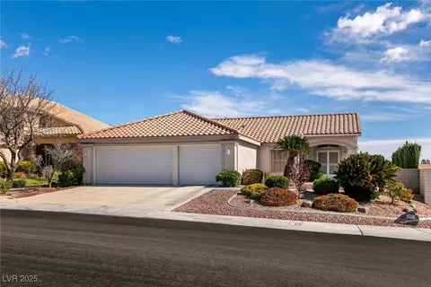 6202 Golden Rain St, North Las Vegas, NV 89031