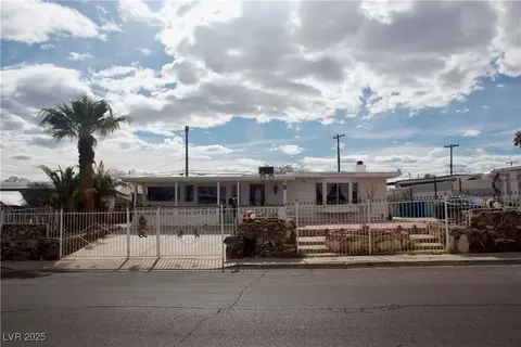 4701 Sacks Dr, Las Vegas, NV 89122