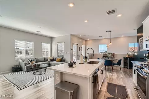 524 Teovani St #826, Henderson, NV 89052