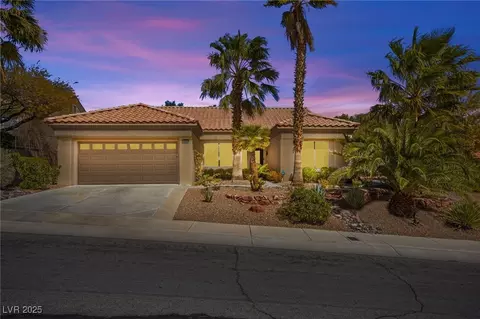10404 Longwood Dr, Las Vegas, NV 89134