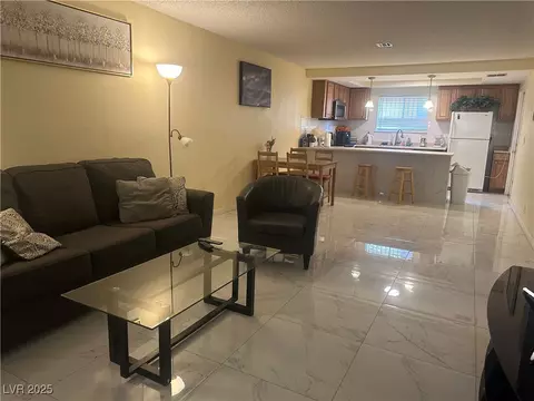4454 W Desert Inn Rd #B, Las Vegas, NV 89102