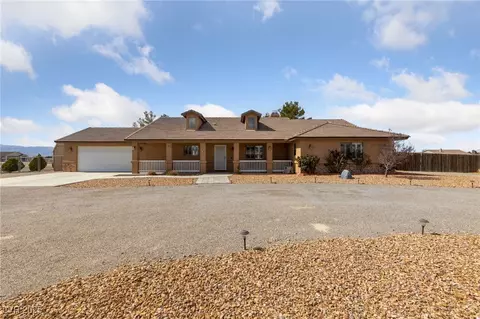 3450 Oakleaf Ave, Pahrump, NV 89048