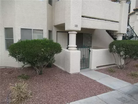 1341 Cinder Rock Dr #101, Las Vegas, NV 89128