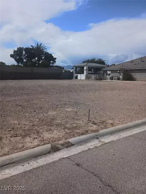 Woodstock Court, Las Vegas, NV 89118