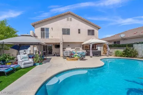 8100 Artistic Heights Ct, Las Vegas, NV 89143