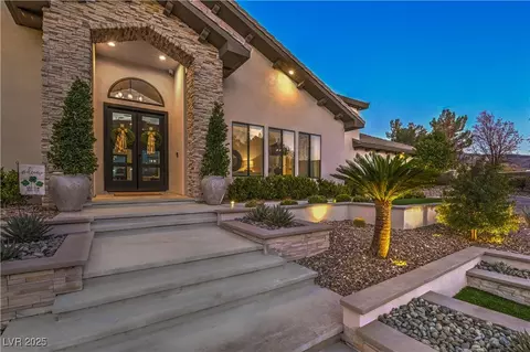 6 Ayden Dr, Henderson, NV 89052 photo 3