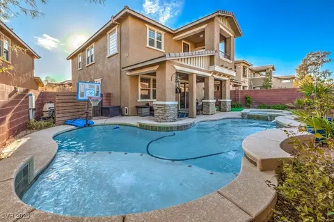 10466 Smokewood Rd, Las Vegas, NV 89135