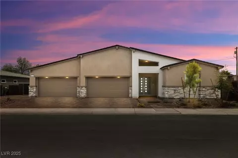 135 Barnett Crest Ct, Henderson, NV 89015