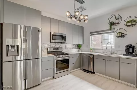 10270 Gilmore Canyon Ct #202, Las Vegas, NV 89129