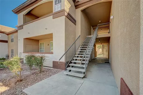 231 W Horizon Ridge Pkwy #426, Henderson, NV 89012