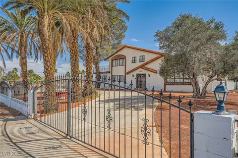 7079 Laredo St, Las Vegas, NV 89117