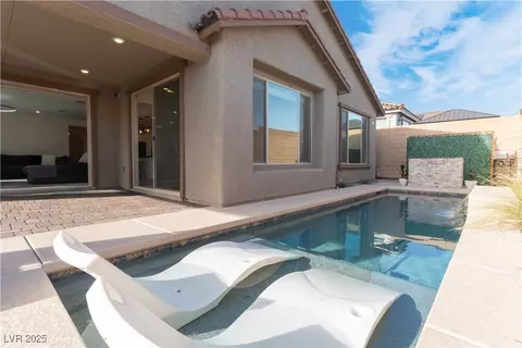 8648 Cloverbelle St, Las Vegas, NV 89166