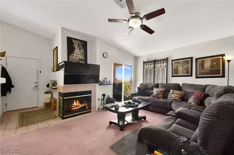 2110 Los Feliz St #2075, Las Vegas, NV 89156