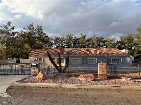 3456 Happy Ln, Las Vegas, NV 89120