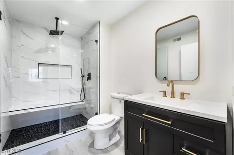 9070 Spring Mountain Rd #119, Las Vegas, NV 89117