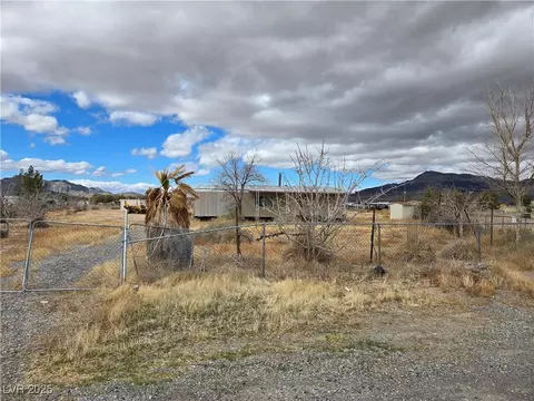 2140 Appaloosa Ln, Pahrump, NV 89060