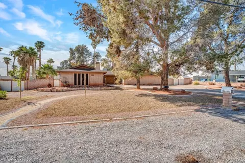 6635 Laredo St, Las Vegas, NV 89146