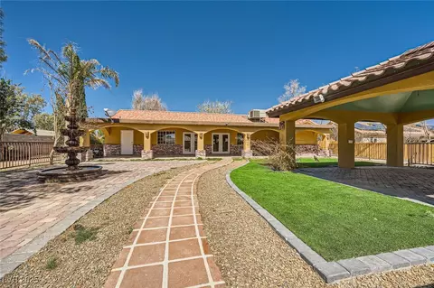 6151 Whispering Sands Dr, Las Vegas, NV 89131