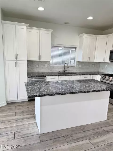 3805 Carisbrook Dr, North Las Vegas, NV 89081