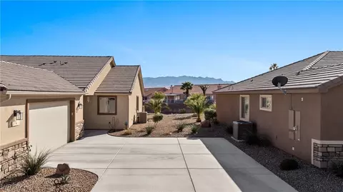 571 Marilyn Pkwy #4, Mesquite, NV 89027