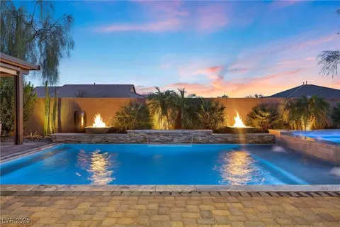 5523 Taylor Rose Ave, Las Vegas, NV 89139