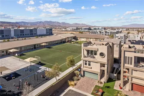 8116 Haywood Estate Ave, Las Vegas, NV 89113