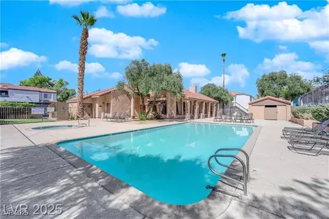 1455 E Katie Ave #16, Las Vegas, NV 89119