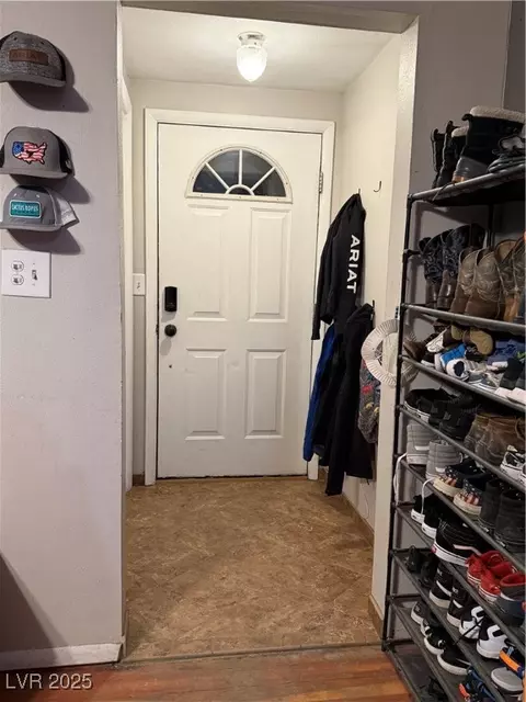 Entry Way - 1016 Park Ave, Ely, NV 89301 photo 1 of 1