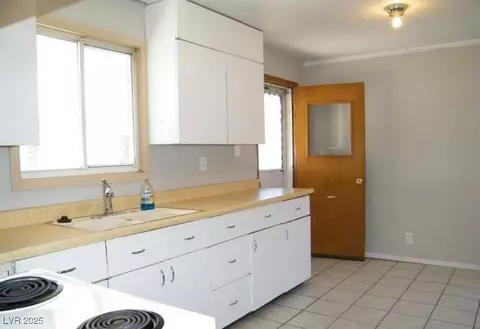 Kitchen - 1016 Park Ave, Ely, NV 89301 photo 2 of 3