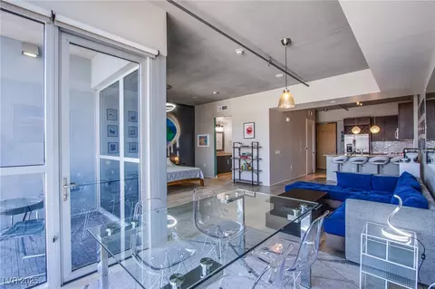 353 E Bonneville Ave #905, Las Vegas, NV 89101