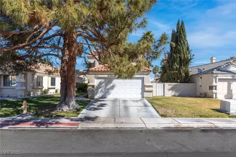 2042 Waverly Cir, Henderson, NV 89014