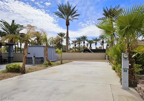8175 Arville St #38, Las Vegas, NV 89139