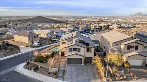 864 Firestone Ledge Ave, Henderson, NV 89012