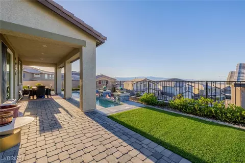 Exterior - 864 Firestone Ledge Ave, Henderson, NV 89012 photo 8 of 15