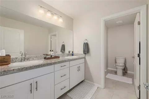 Bath - 864 Firestone Ledge Ave, Henderson, NV 89012 photo 6 of 6