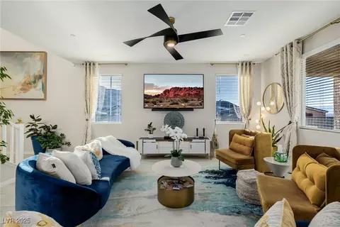 Living - 864 Firestone Ledge Ave, Henderson, NV 89012 photo 3 of 5