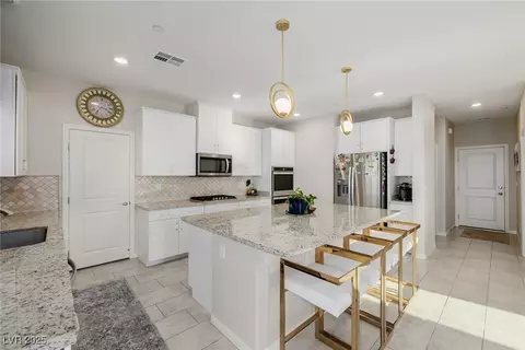 Kitchen - 864 Firestone Ledge Ave, Henderson, NV 89012 photo 2 of 7