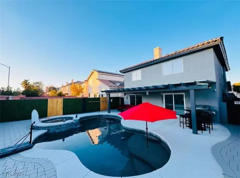 5705 Enchanted Palms Ave, Las Vegas, NV 89139
