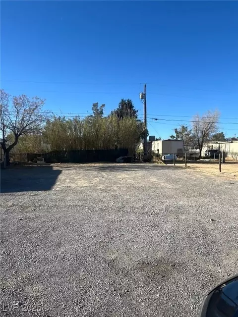 291 W Comstock Cir, Pahrump, NV 89048
