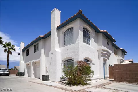 8160 Autumn Star Ave, Las Vegas, NV 89145