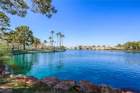 3151 Soaring Gulls Dr #1049, Las Vegas, NV 89128