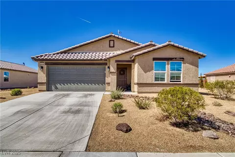 5360 S Chippewa St, Pahrump, NV 89061