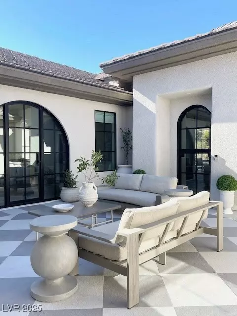 49 Brandermill Dr, Henderson, NV 89052