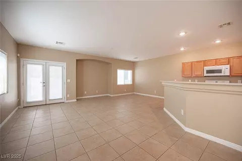10643 Petricola St #103, Las Vegas, NV 89183