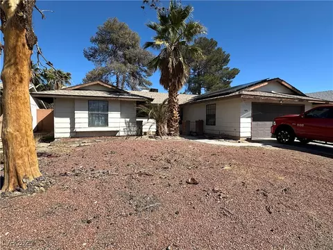 4616 Eureka St, Las Vegas, NV 89103