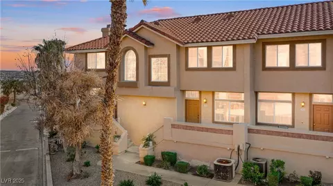 3426 Dry Gulch Dr, Laughlin, NV 89029
