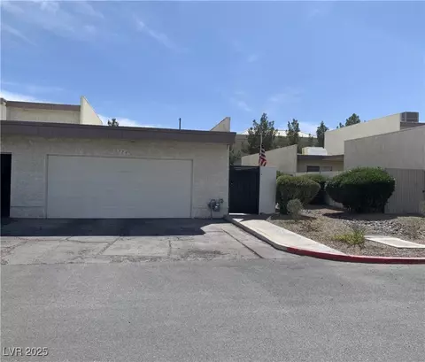 774 Anne Ln, Henderson, NV 89015