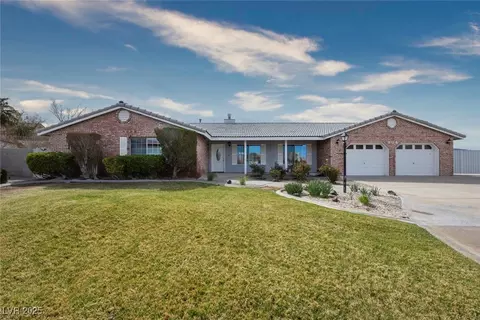 904 Hibiscus Ct, Henderson, NV 89011